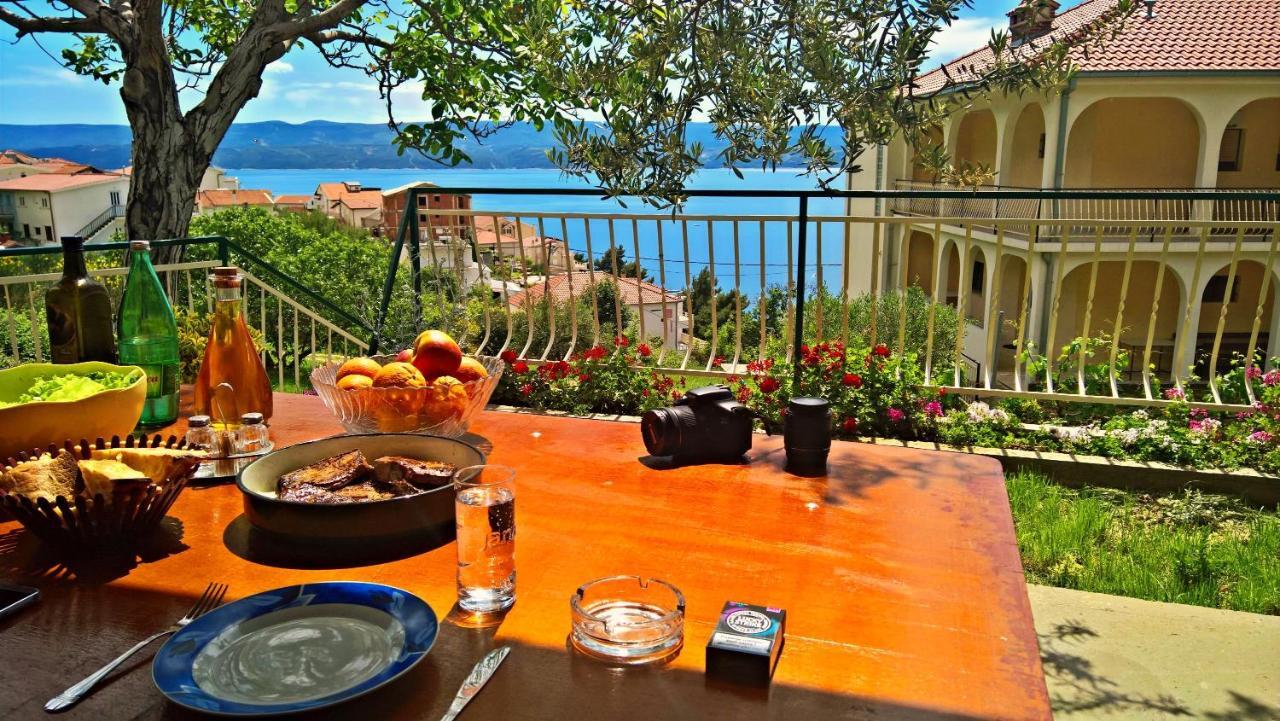 Holiday Home Jozo Omis Exterior photo